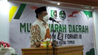 Terpilih Aklamasi, Kasmidi Bulang Nahkodai MD KAHMI Kutim