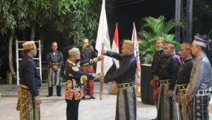 27 Pengurus Pemuda Lamaddukelleng KKW Pattirosompe Resmi Dilantik