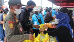 Operasi Pasar, 18 Ribu Liter Minyak Goreng Habis Terjual