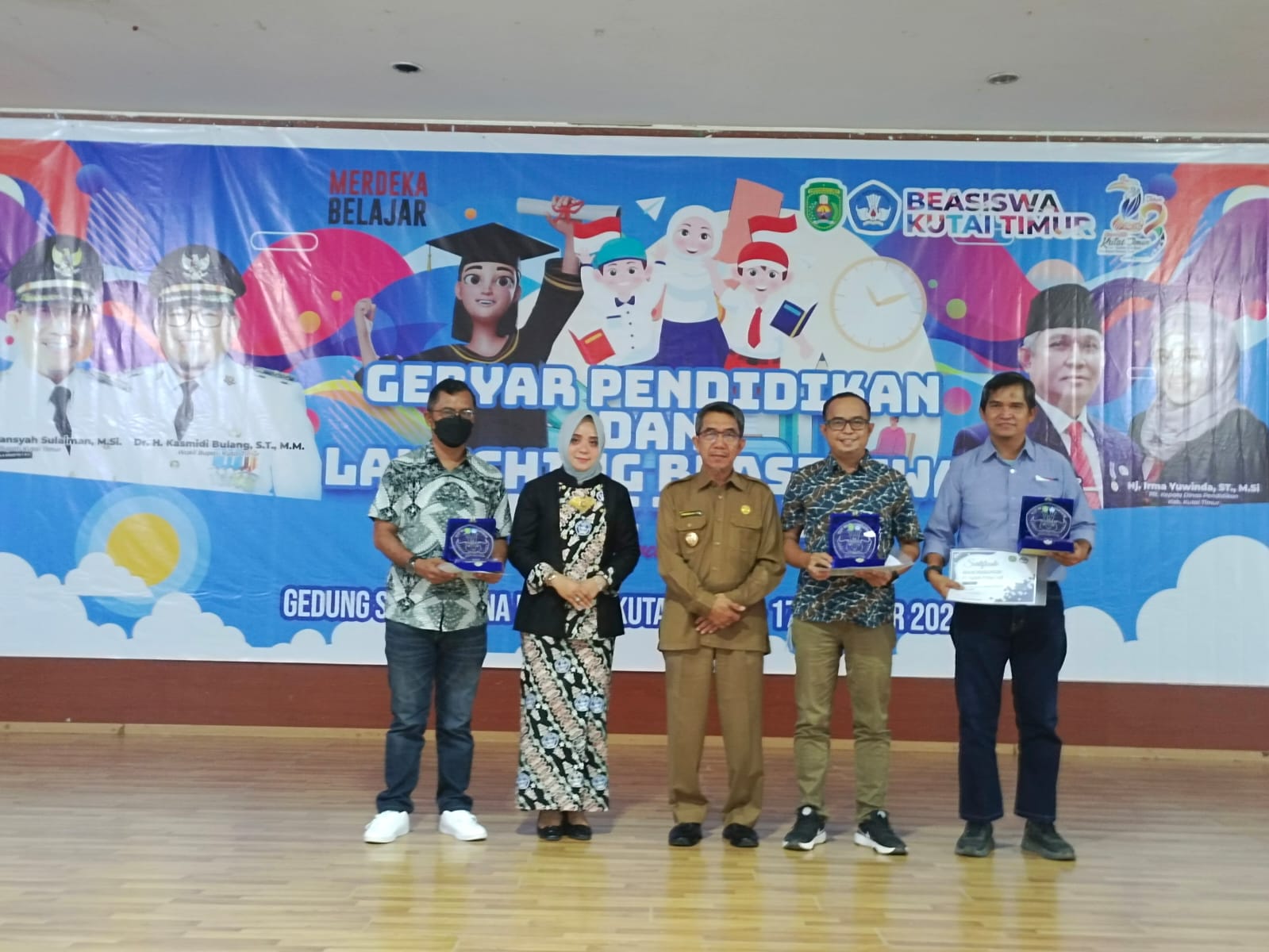 Penyaluran Beasiswa, Legislatif Kutim Sambut Positif 2 WhatsApp Image 2022 10 31 at 22.44.31