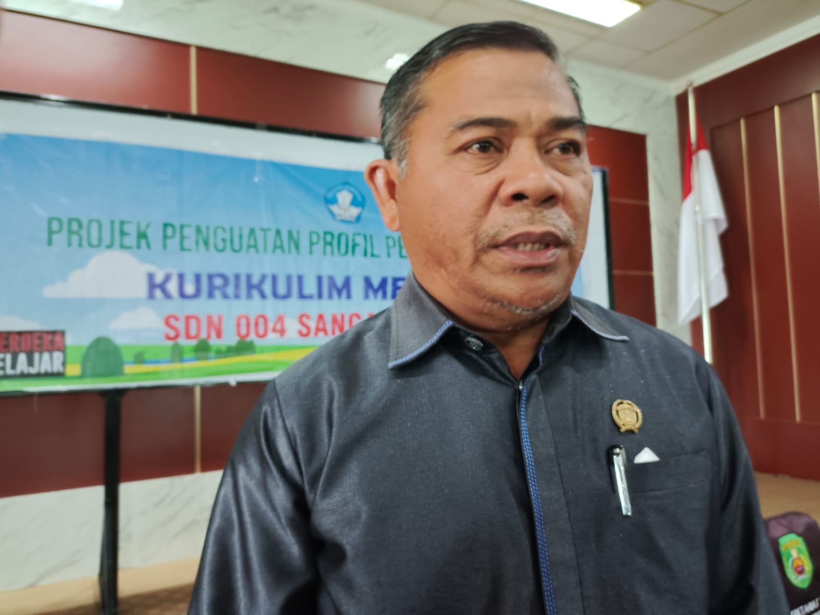 Tiba di Gedung Rakyat, Ratusan Pelajar di Sambut Basti Sanggalangi