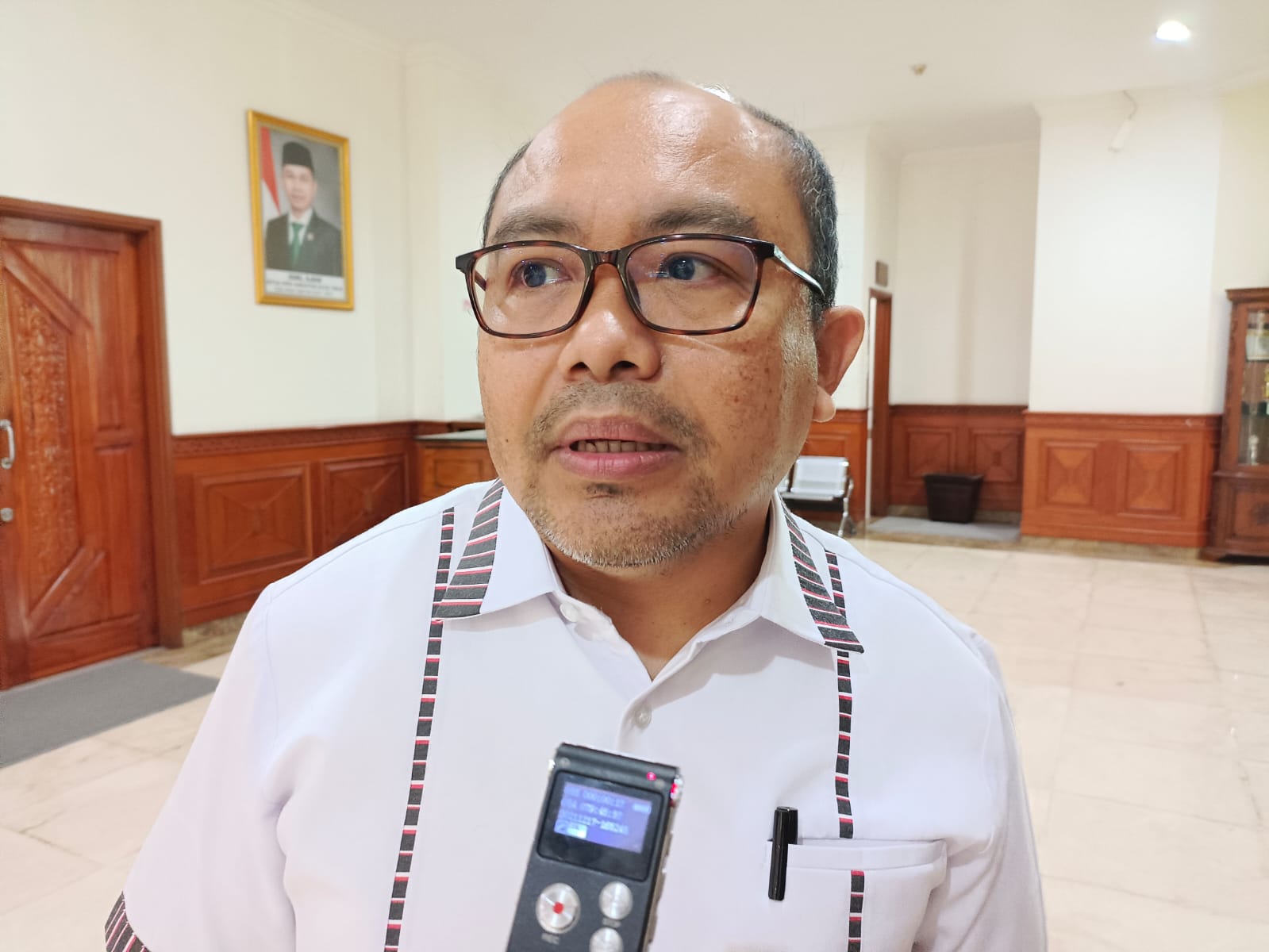 Reses Dapil Dua, Sejumlah Keluhan di Tampung dr Novel