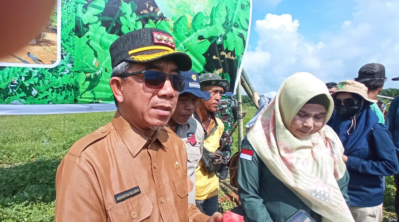 Maksimalkan Olahan Pertanian Rantau Pulung, Bupati Resmi Buka Acara Pesta Rakyat Berkelanjutan