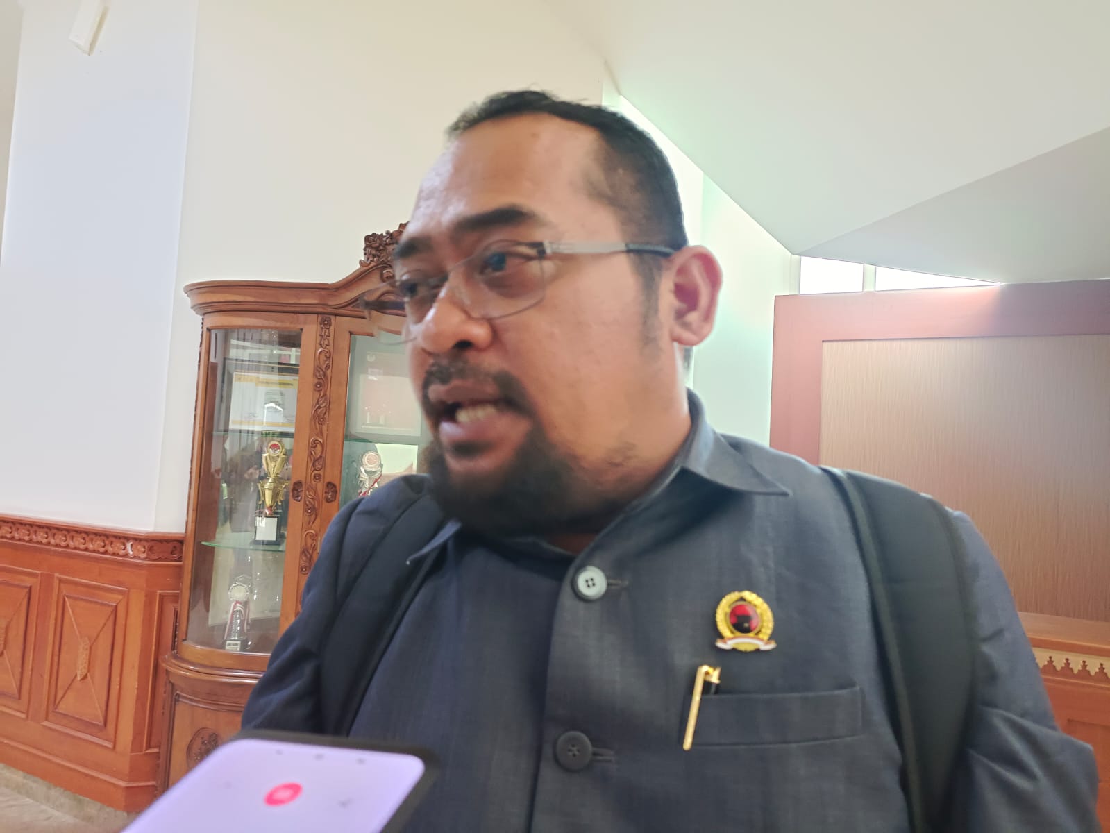 DPRD Kutim Soroti Keterlamabtan Gaji Honorer