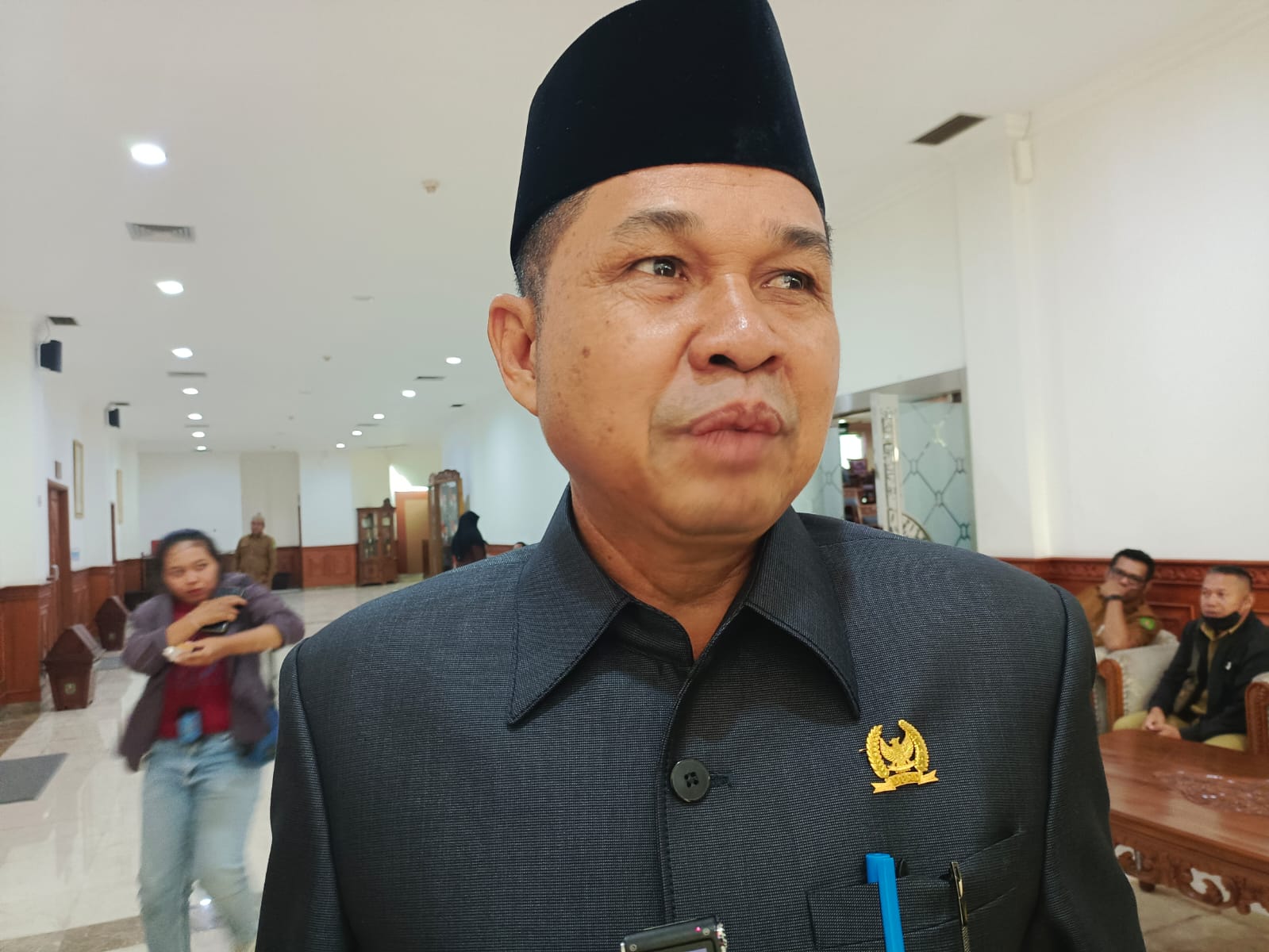 Jawab Aspirasi Masyarakat, Joni Salurkan Bantuan Pupuk