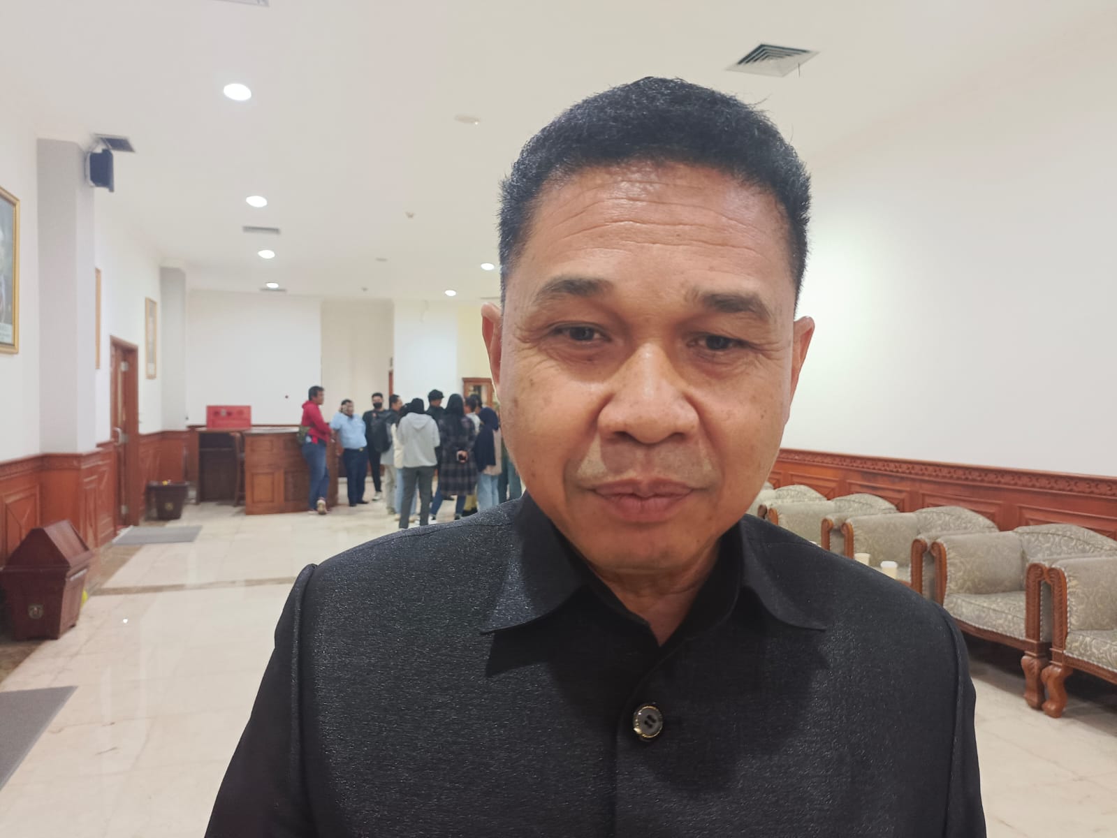 Akomodir Pelajar, Joni Dorong Pemerintah Sediakan Bus Sekolah
