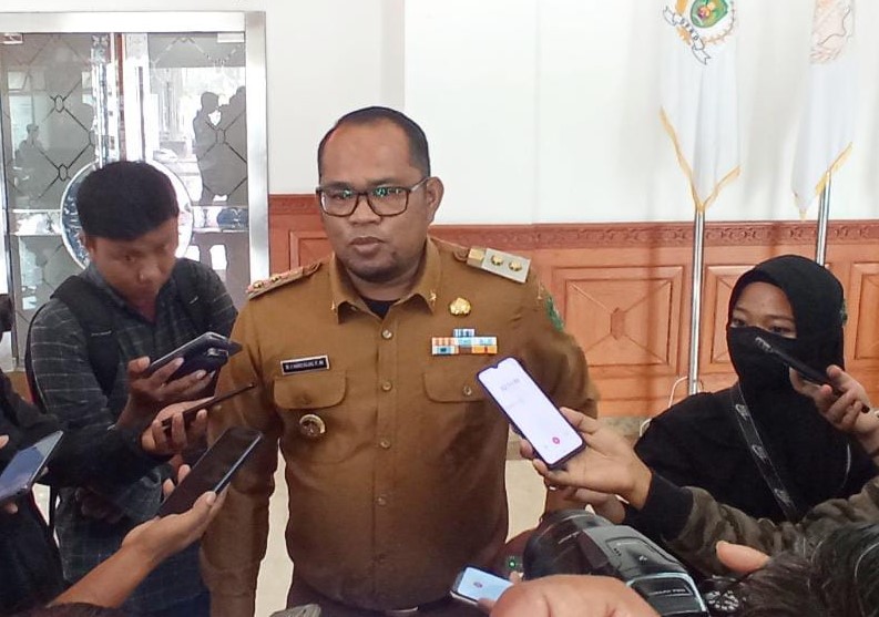 Kritikan DPRD, Wabup Kutim Ingin Menata Pedagang Dipinggir Jalan