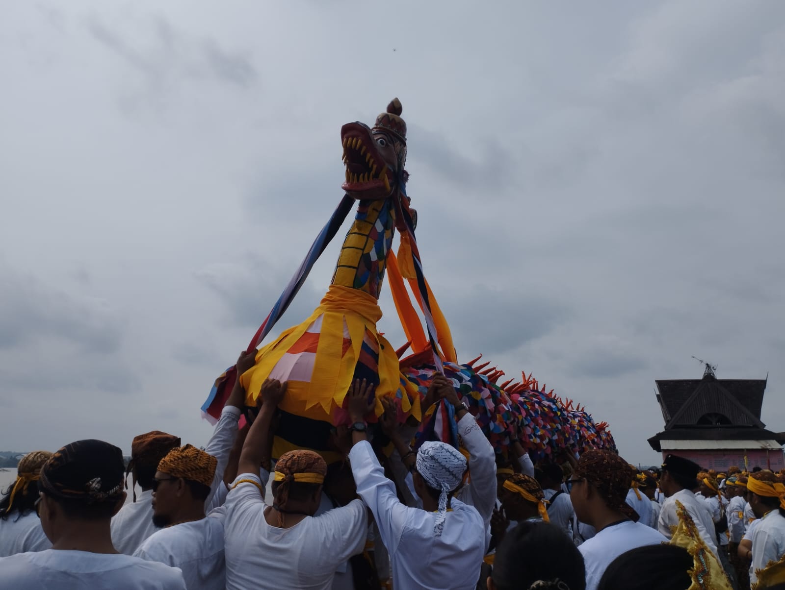 Pesan Pemkab Kukar bagi Warga Selama Mengular Naga dan Belimbur