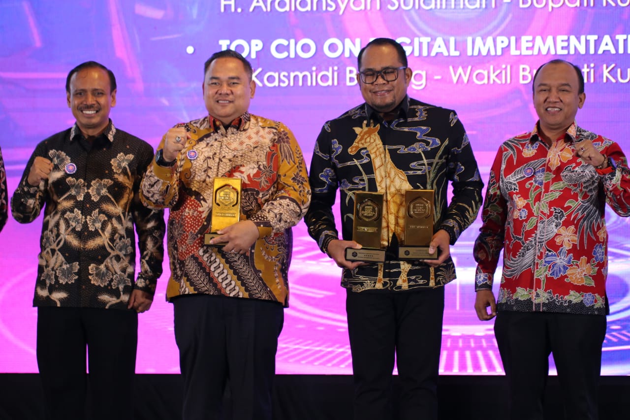 Pemkab Kutim Dapat Reward IT Works Top Digital