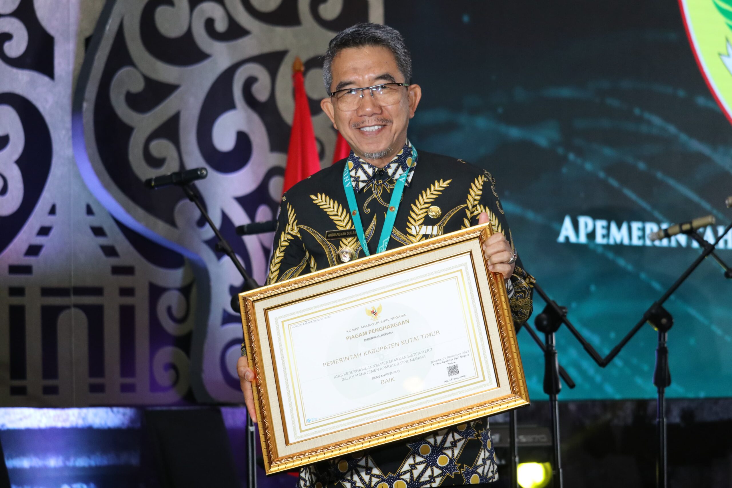 Pemkab Kutim Terima Anugerah Meritokrasi 2023