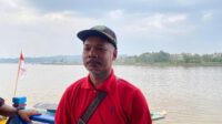 Kades Embalut Sebut Perbaikan Jalan 20 Kilometer Bakal Selesai Tahun Ini 2 Kades Embalut Sebut Perbaikan Jalan 20 Kilometer Bakal Selesai Tahun Ini