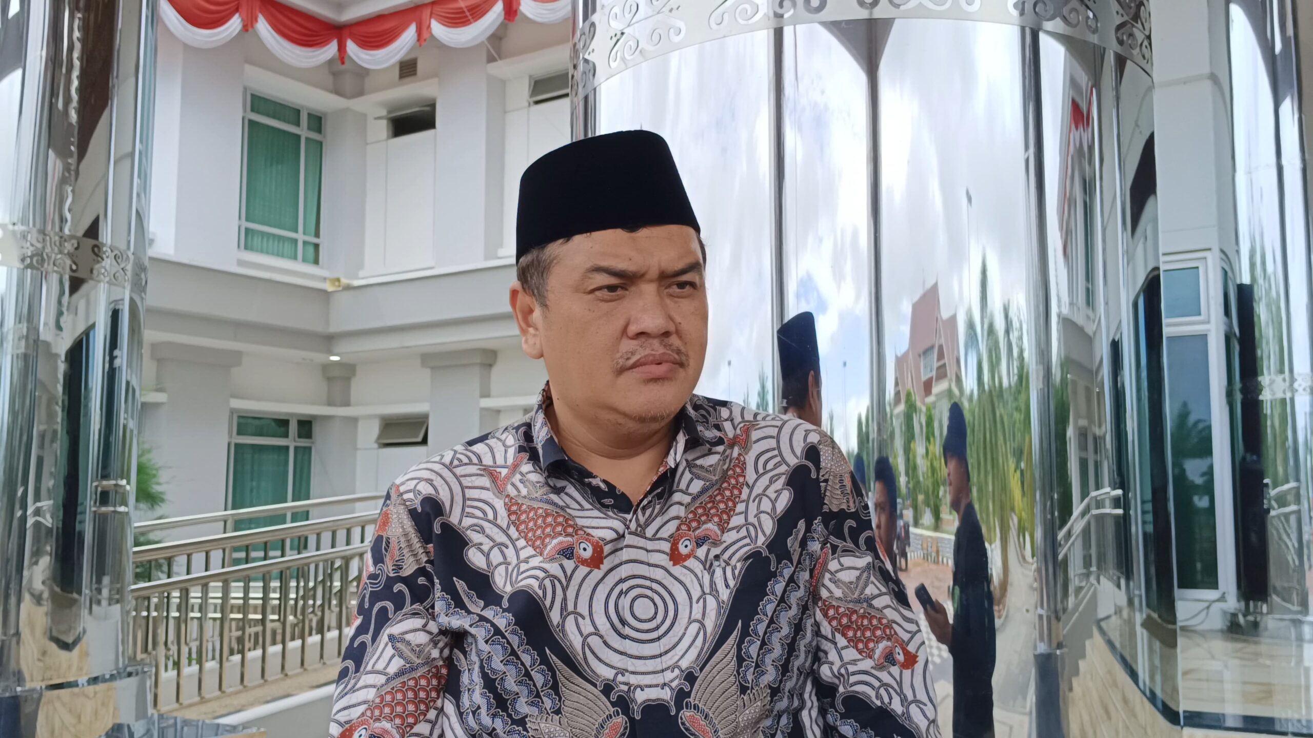 Hepnie Armansyah Pertanyakan Komitmen Kadis PU