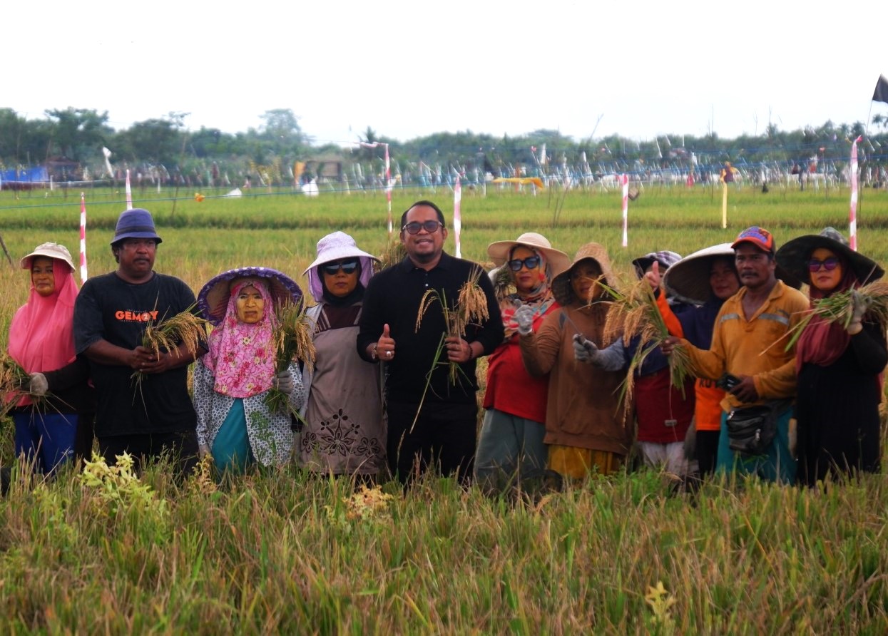 Hadiri Pesta Panen Sangatta Selatan, Wabup Ungkap Bangga