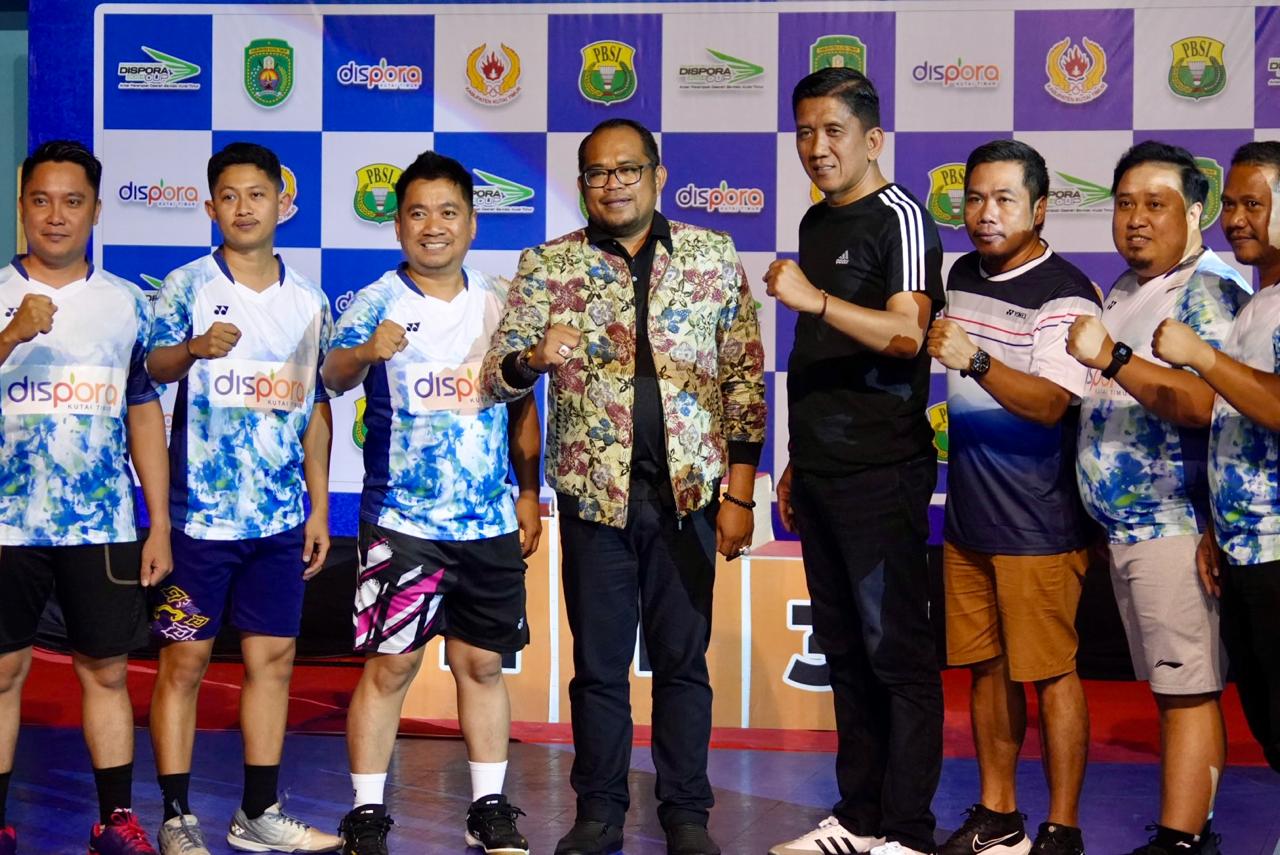 Turnamen Bulutangkis Dispora Cup Resmi Ditutup Wabup