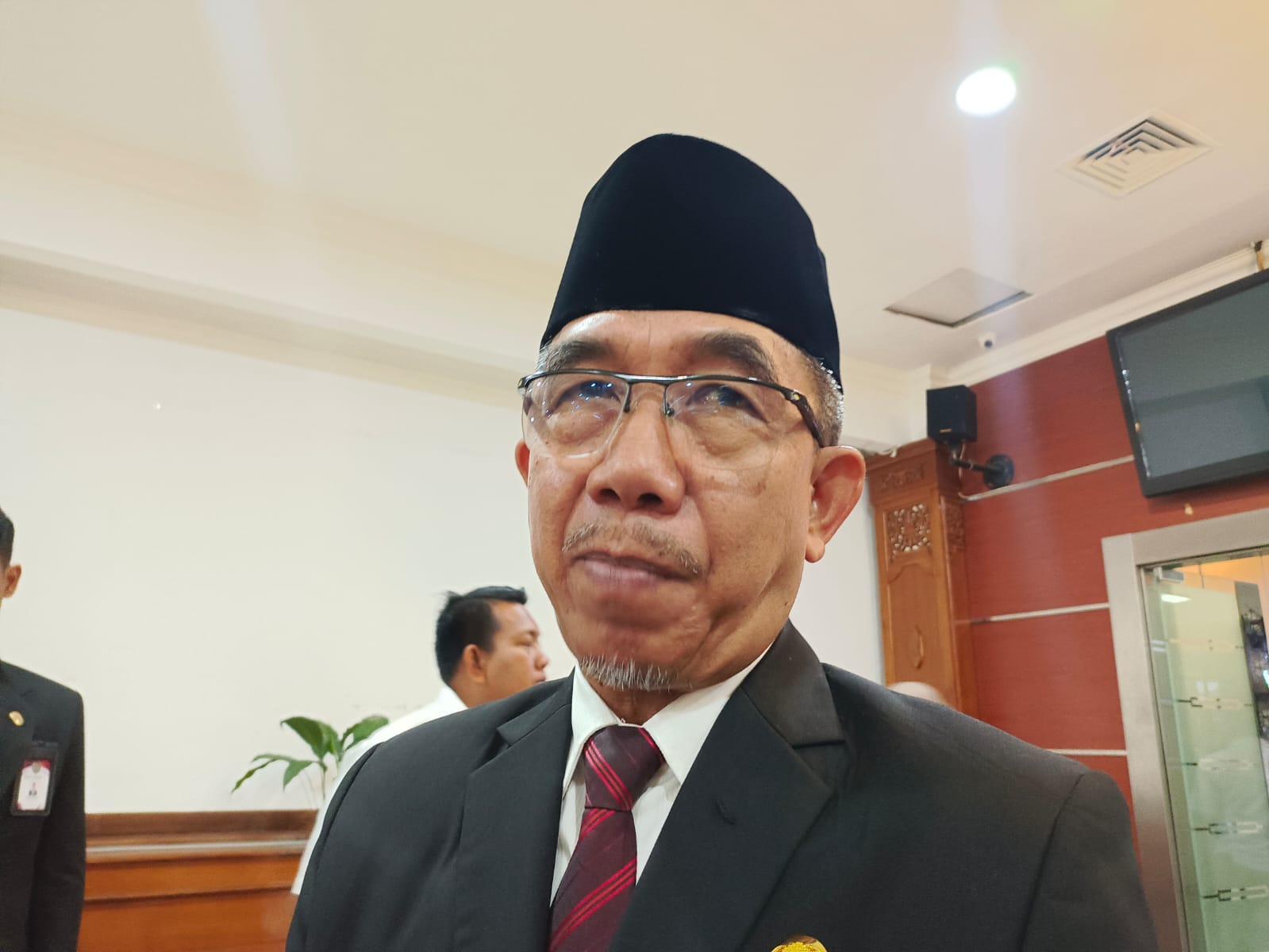 Bupati Kutim Janji Gaji Aparatur Desa Naik