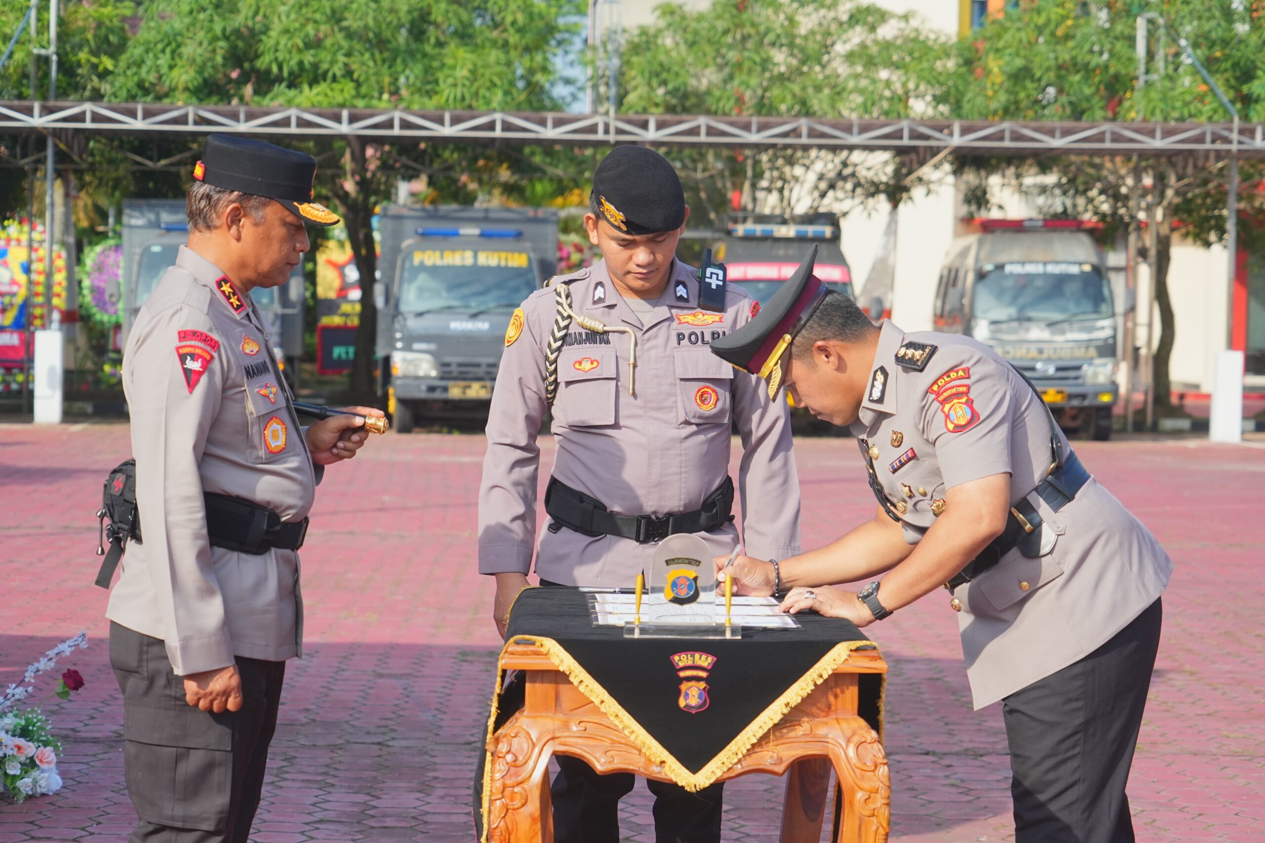 Kapolres Kutim Berganti Posisi