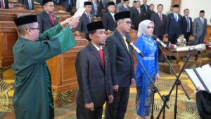 Resmi Dikukuhkan, Wajah Baru 3 Pimpinan DPRD Kutim