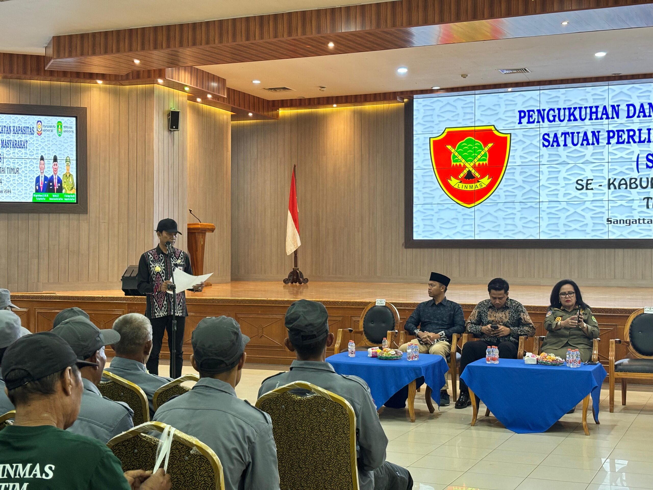 Resmi Dikukuhkan, Pj Bupati Minta Sattlimas Jaga Stabilitas Sosial