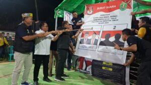 Sambangi Desa Persiapan Pinang Raya, KB-Kinsu Janjikan Ini
