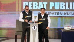 Debat Kedua, KB-Kinsu Paparkan Solusi Nyata Untuk Kutai Timur