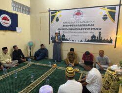 Hadiri Buka Puasa Bersama AJKT, Bupati Minta Peran Wartawan Sinergi Membangun Daerah 9 Hadiri Buka Puasa Bersama AJKT, Bupati Minta Peran Wartawan Sinergi Membangun Daerah