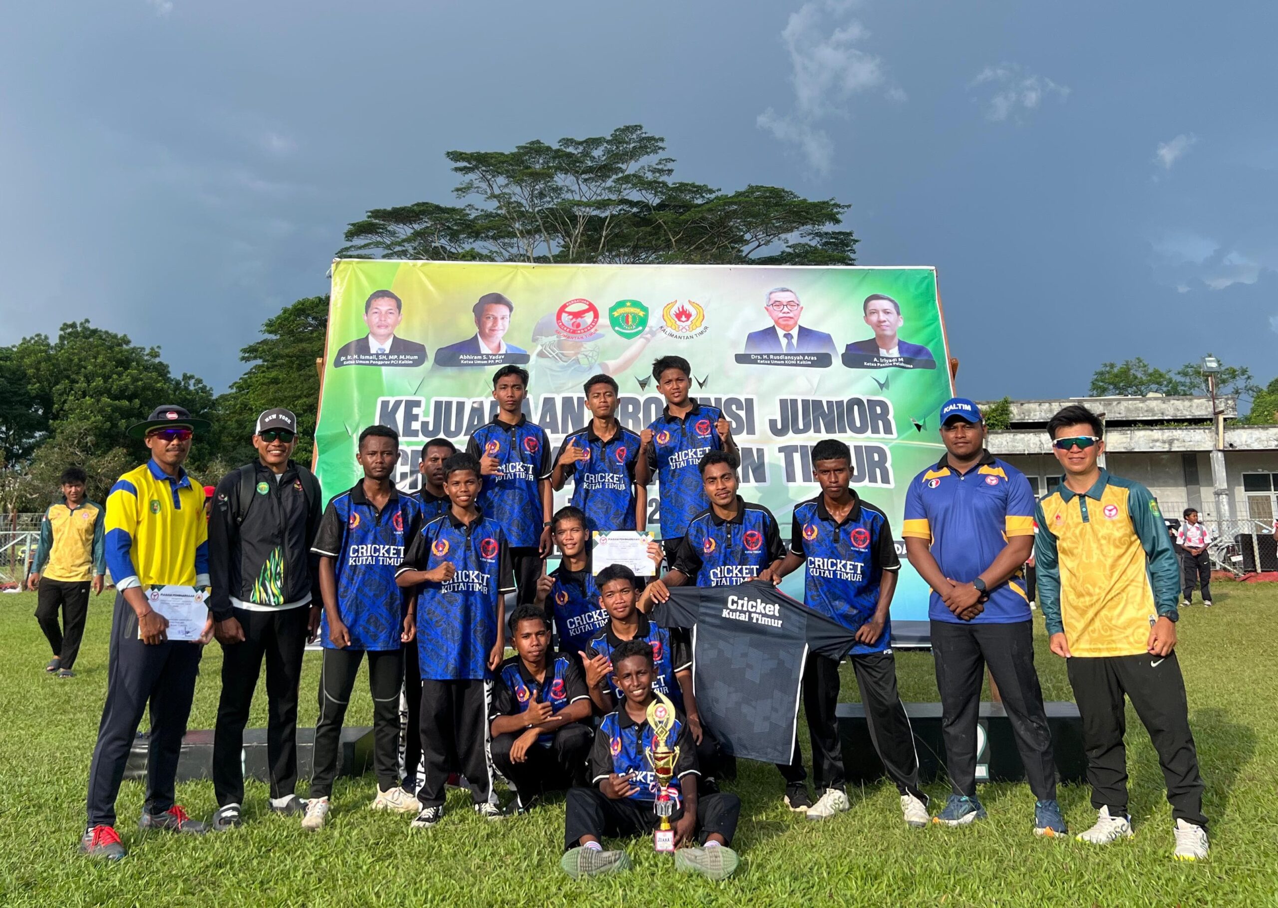 Criket Putra Kutim Raih Emas Kejuprov Junior Kaltim 2025