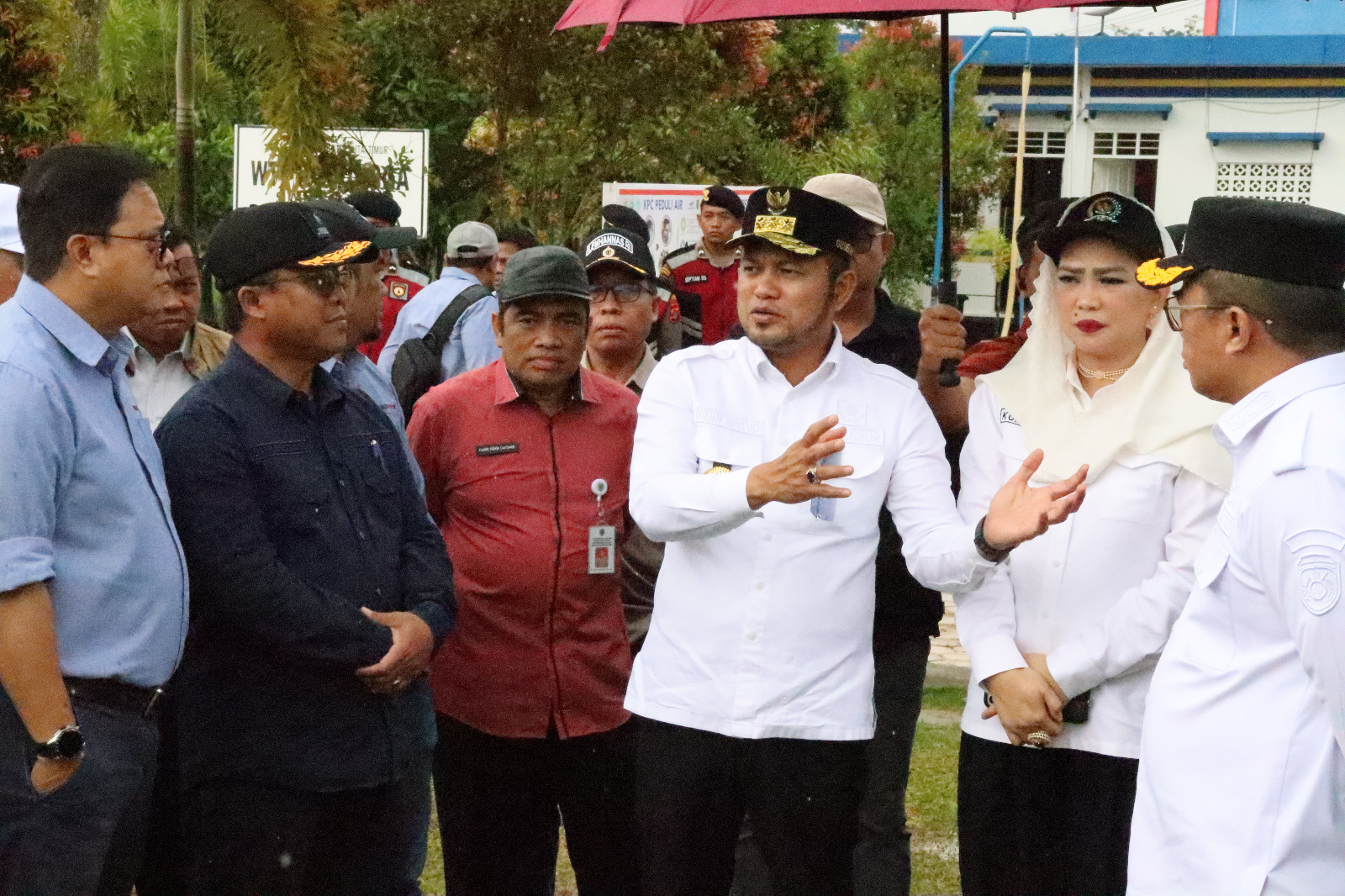 Direktur Perumdam Suparjan Sambut Gubernur Kaltim di IPA Kudungga