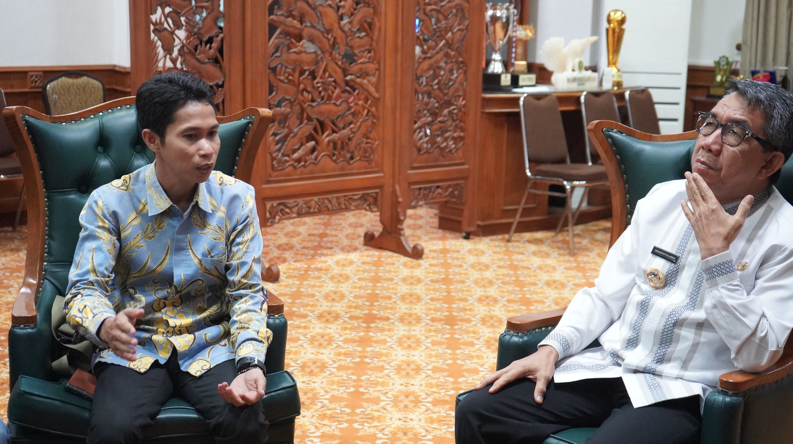 Komisioner Bawaslu Kutim Silaturahmi Dengan Bupati Ardiansyah Sulaiman
