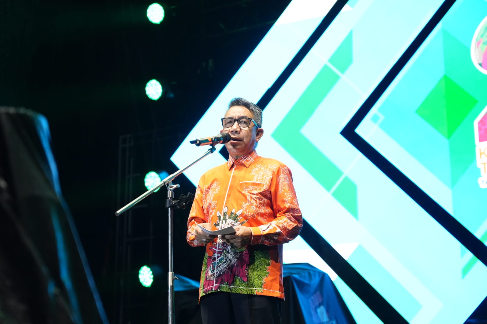 Hadirkan 100 UMKM, Pekan Raya Kutim Expo 2025 Resmi Dibuka 2 WhatsApp Image 2025 10 19 at 06.07.27