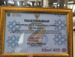 Dukung Program Penurunan Stunting, Perumdam Terima Award Dari P2KB