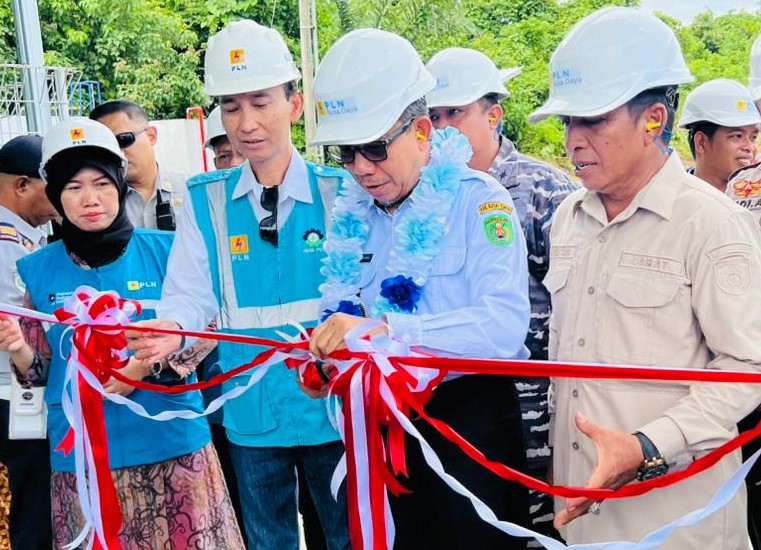 Dua Desa di Sandaran Nikmati Listrik 24 Jam