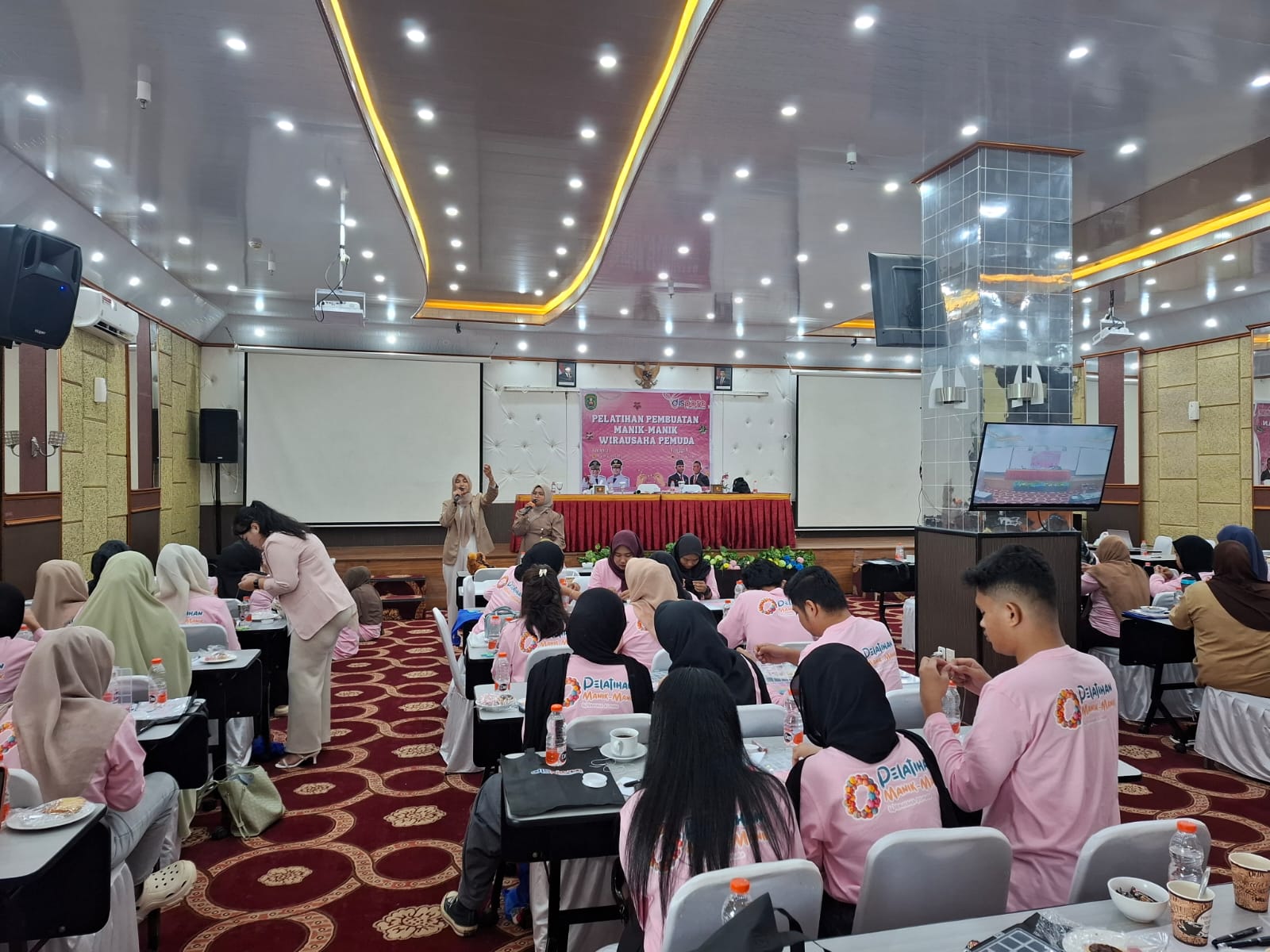 Gandeng Generasi Muda, Dispora Kutim Gelar Pelatihan Manik-Manik