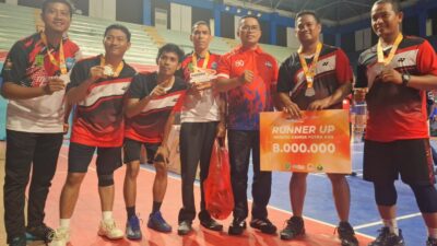 Bulutangkis Dispora Cup, PB Disdikbud Kutim Raih Juara 2 8 Bulutangkis Dispora Cup, PB Disdikbud Kutim Raih Posisi Dua
