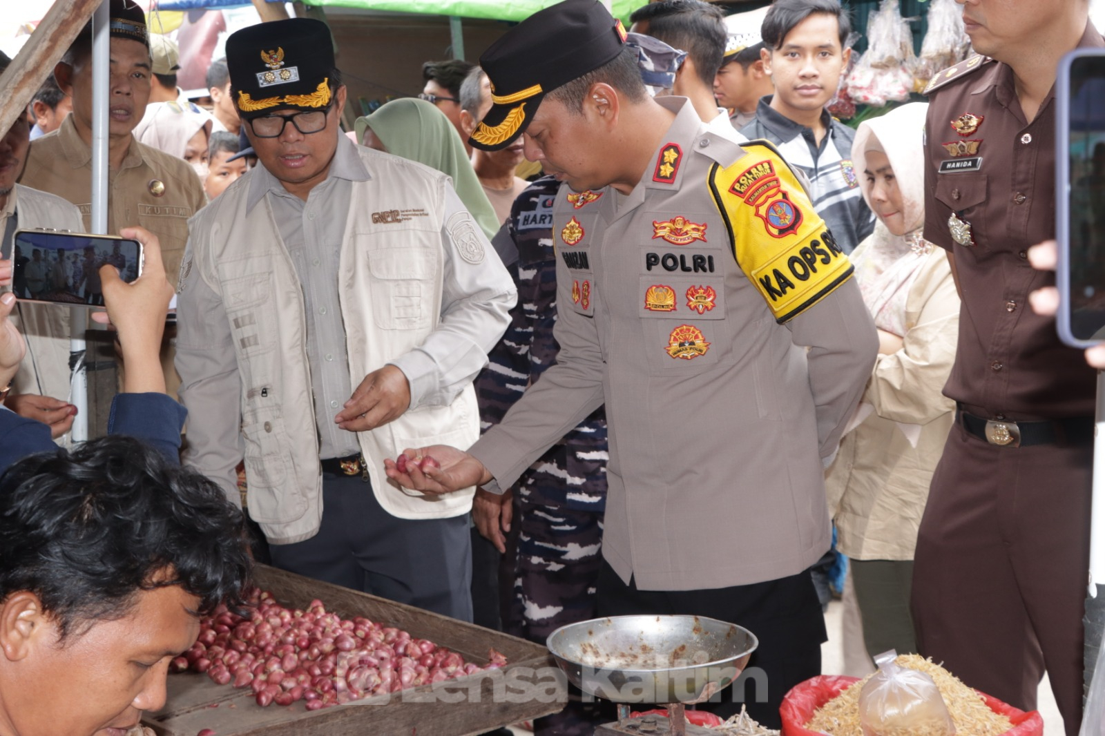 Sidak ke Pasar Jelang Lebaran, Wabup Pastikan Bahan Pokok Terkendali